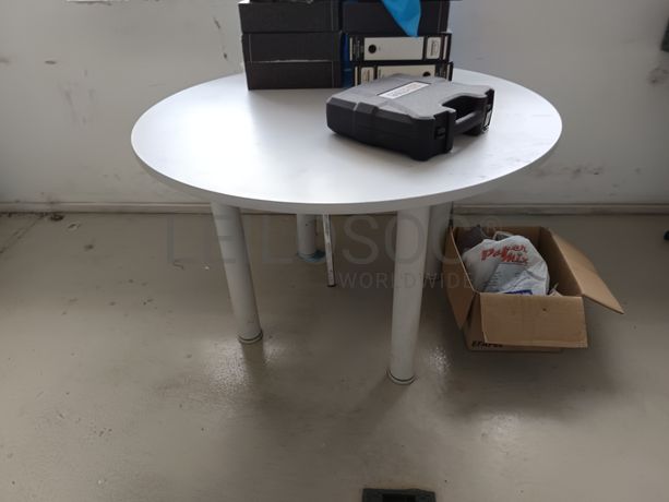 Armários Arquivo · Mesas · Cadeiras