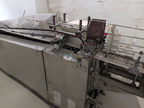 Máquina de Alcear Cadernos