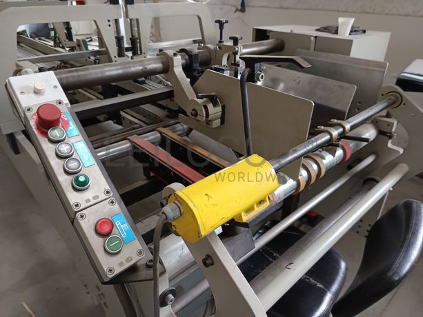 Máquina de Fechar Caixas