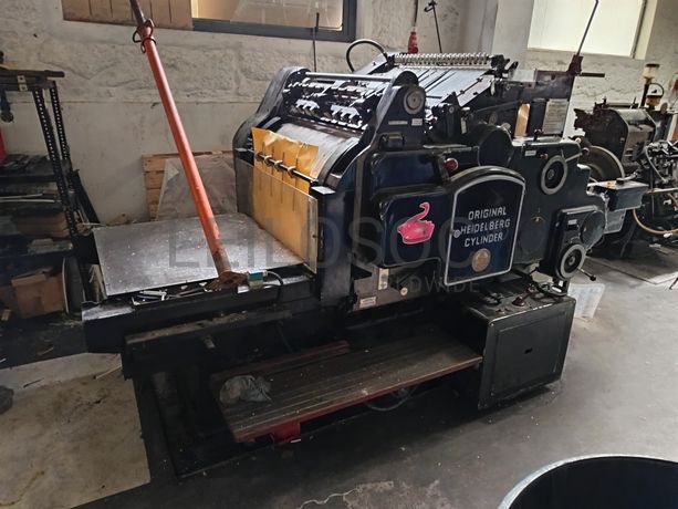 Máquina de Corte e Vinco