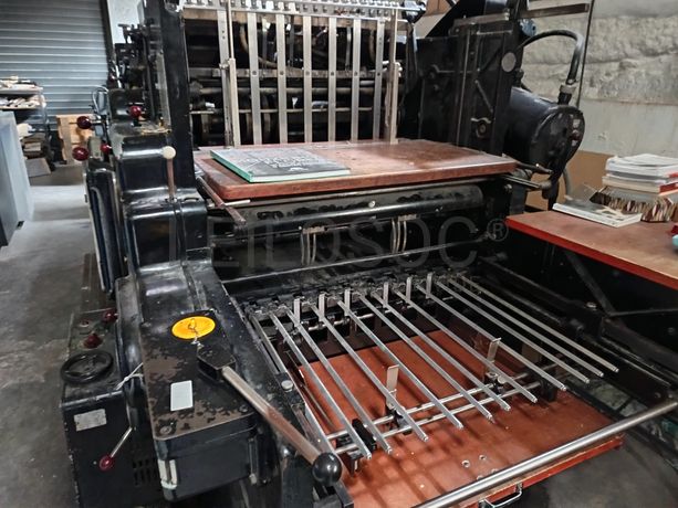 Máquina de Corte e Vinco