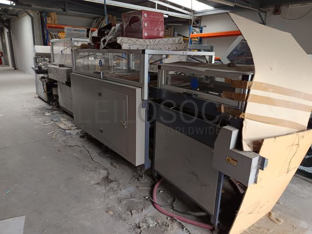 Máquina Montar Capas Duras