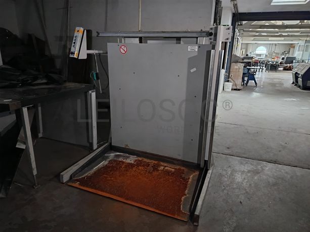 Elevador de Pilhas de Papel