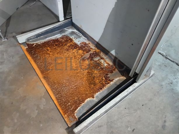 Elevador de Pilhas de Papel