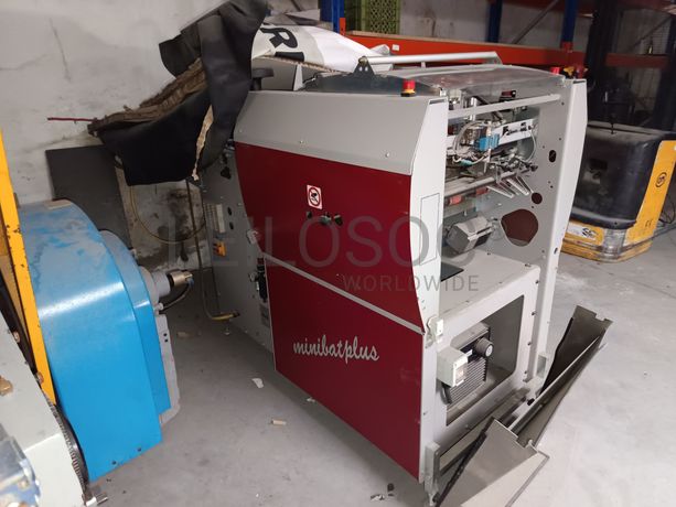 Máquina Picotar e Vincar