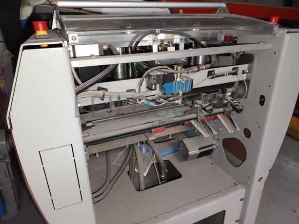 Máquina Picotar e Vincar