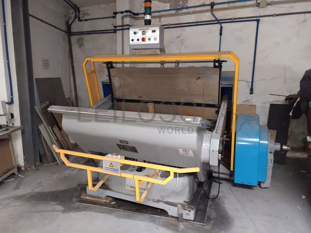 Máquina Troqueladora de Corte e Vinco