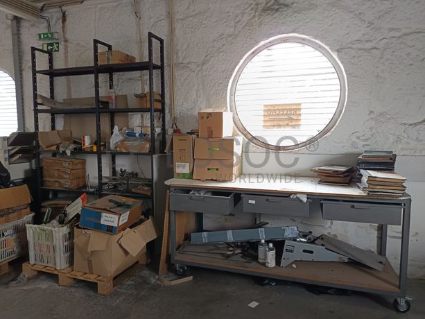 Bancadas de Trabalho · Armário · Estante