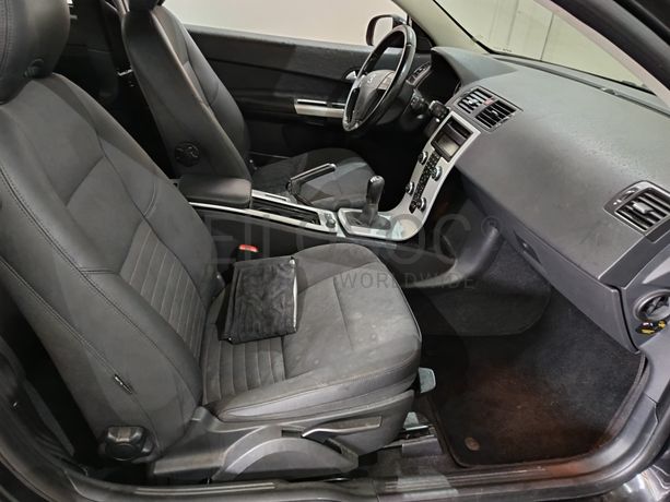 Volvo C30 · Ano 2013