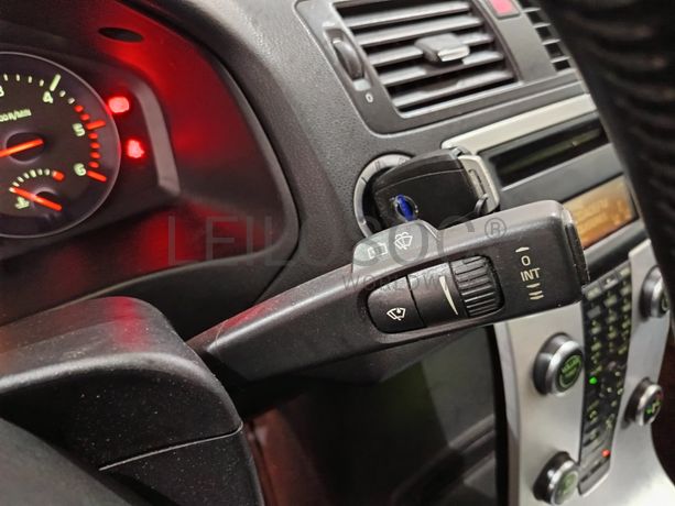 Volvo C30 · Ano 2013