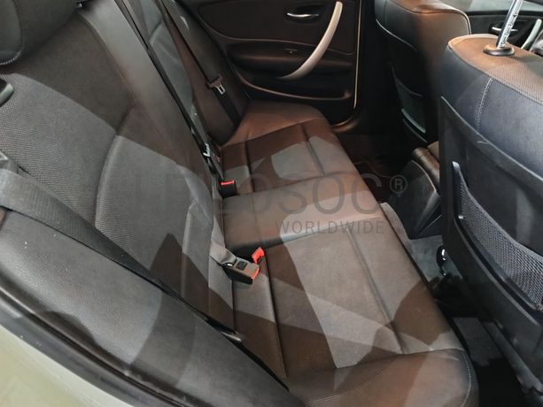 BMW 118D · Ano 2011