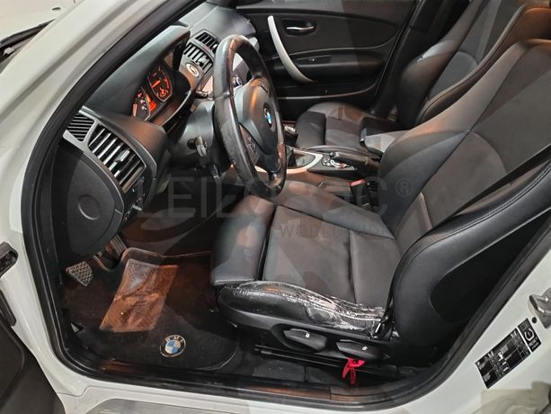 BMW 118D · Ano 2011