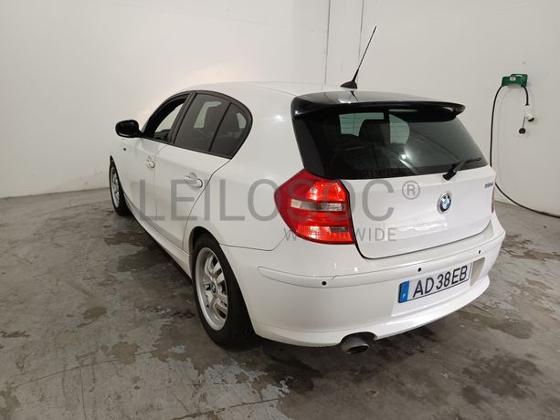 BMW 118D · Ano 2011