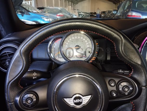 Mini Cooper One D · Ano 2017