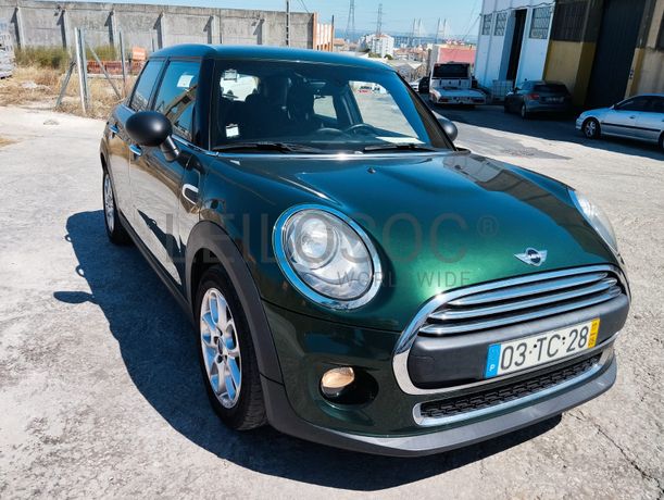 Mini Cooper One D · Ano 2017