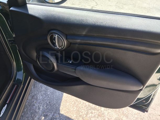 Mini Cooper One D · Ano 2017