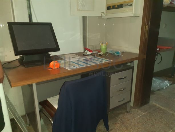 Mobiliário de Escritório e Expositores