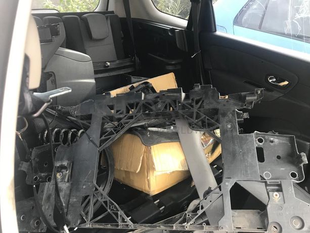 Renault Grand Scénic DCI · Ano 2014