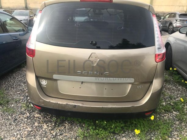 Renault Grand Scénic DCI · Ano 2014