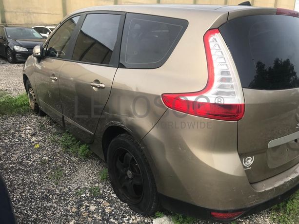 Renault Grand Scénic DCI · Ano 2014