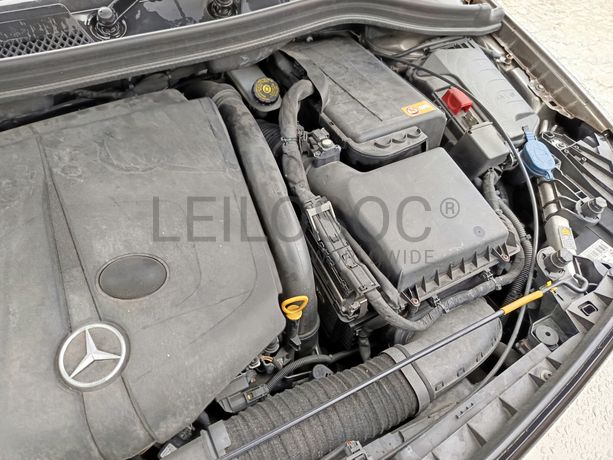 Mercedes-Benz B180 CDI · Ano 2013