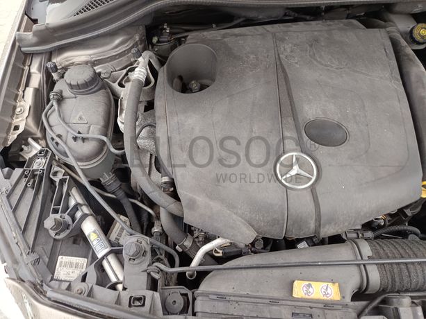 Mercedes-Benz B180 CDI · Ano 2013