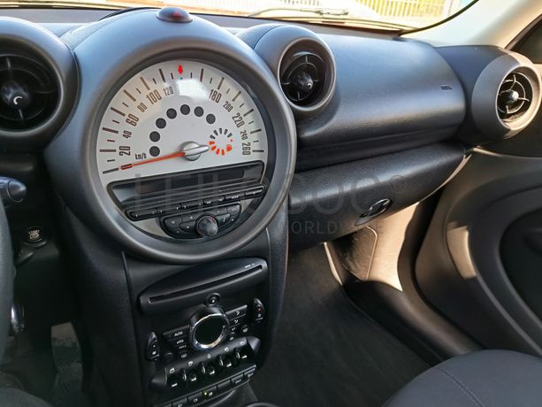 Mini Countryman One D · Ano 2011