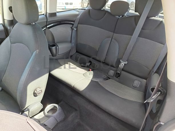 Mini Cooper D · Ano 2010