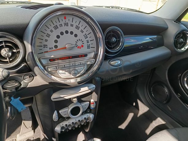 Mini Cooper D · Ano 2010