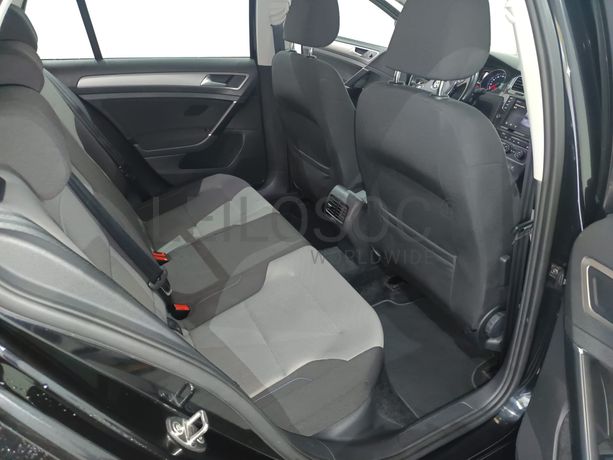 Volkswagen Golf · Ano 2016