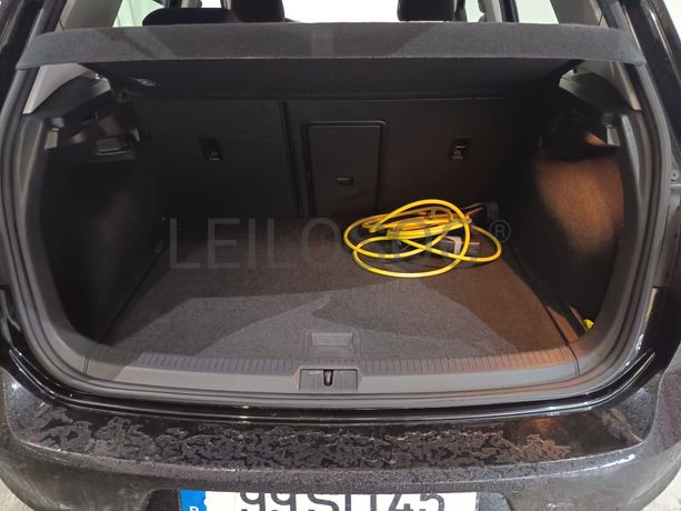 Volkswagen Golf · Ano 2016