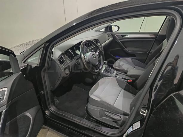 Volkswagen Golf · Ano 2016