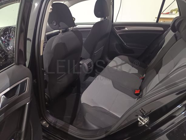 Volkswagen Golf · Ano 2016