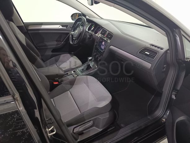 Volkswagen Golf · Ano 2016