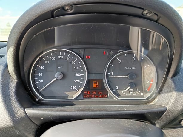 BMW 118d · Ano 2012