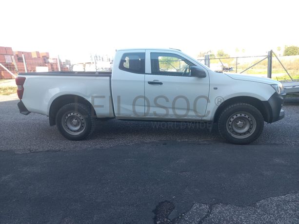 Isuzu D-Max · Ano 2023