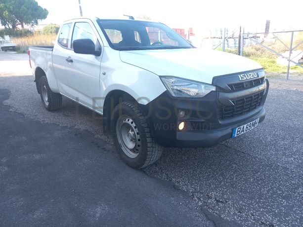 Isuzu D-Max · Ano 2023