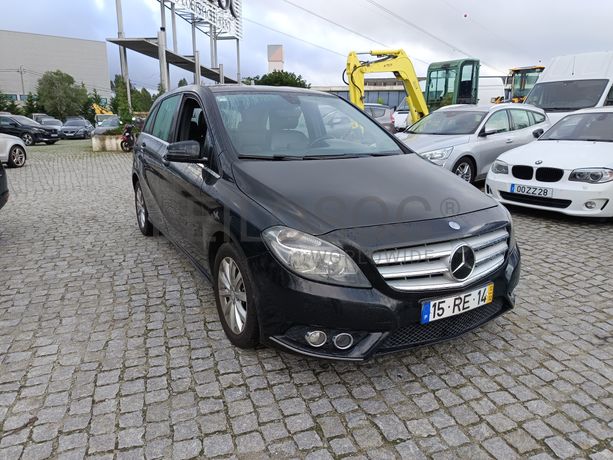 Mercedes-Benz B180 CDI · Ano 2012