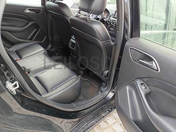 Mercedes-Benz B180 CDI · Ano 2012