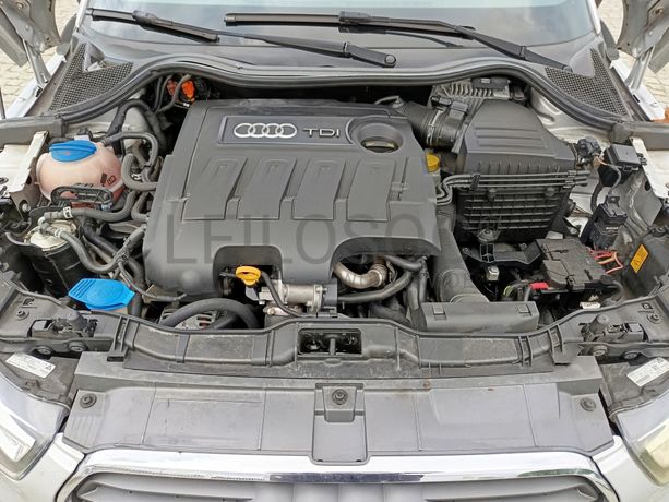 Audi A1 1.6 TDI · Ano 2013