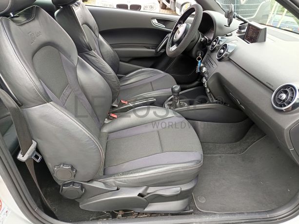 Audi A1 1.6 TDI · Ano 2013