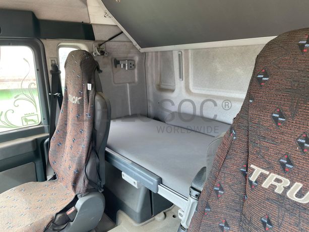 MAN 18.430 D20 · Ano 2005