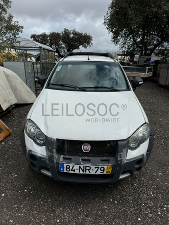 Fiat Strada · Ano 2013