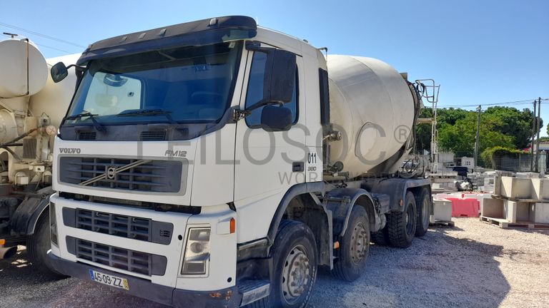 Autobetoneira Volvo FM12-43 8x4