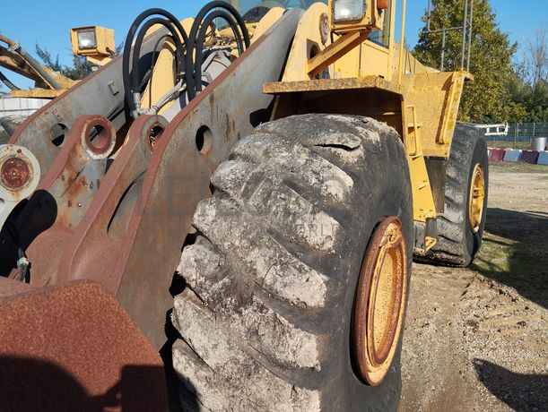 Pá Carregadora de Pneus 20 T Volvo  L150E