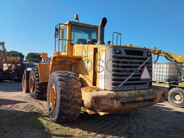 Pá Carregadora de Pneus 20 T Volvo  L150E