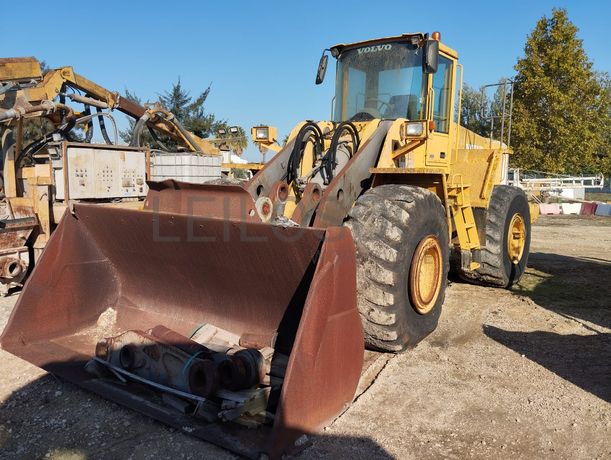 Pá Carregadora de Pneus 20 T Volvo  L150E