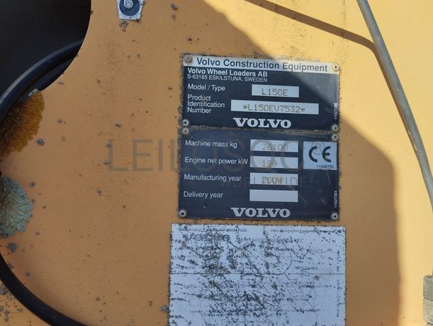 Pá Carregadora de Pneus 20 T Volvo  L150E