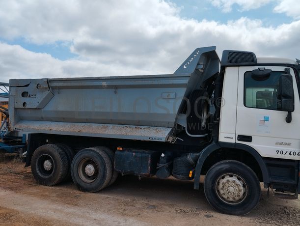 Camião Basculante Tras. 26 T Mercedes-Benz 2632 K