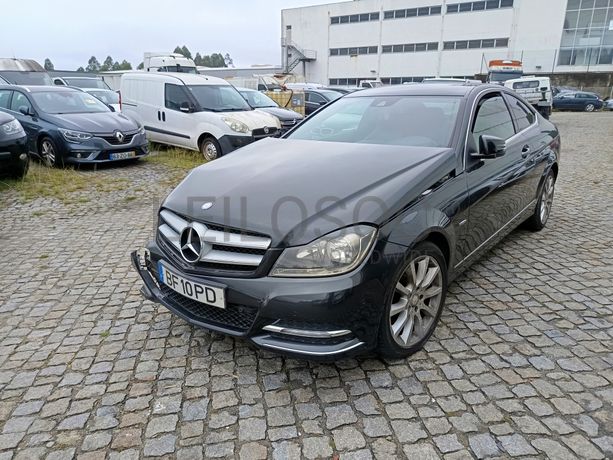 Mercedes-Benz C220 · Ano 2012